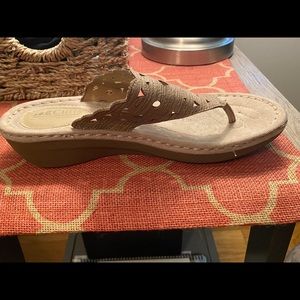 White Mountain Sandals